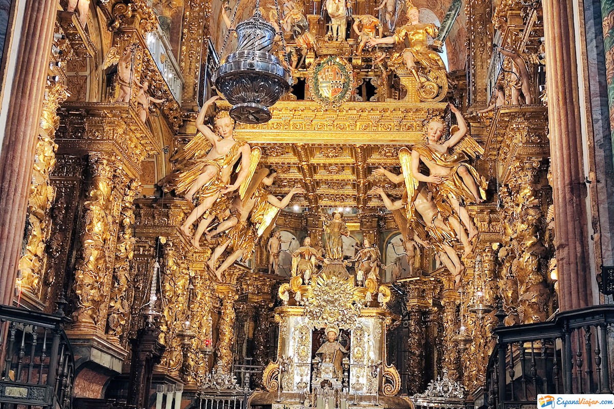 Altar y Capilla Mayor de la Catedral de Santiago de Compostela
