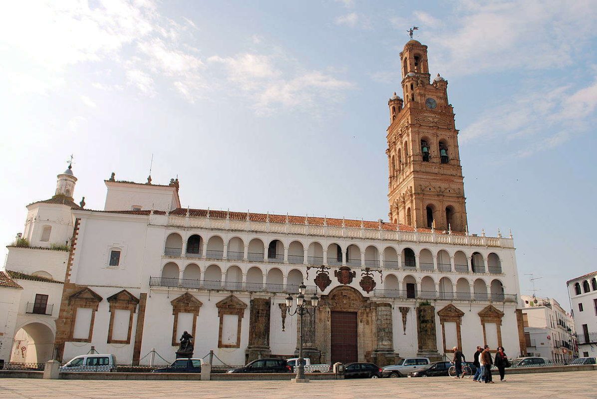 LOS 10 PUEBLOS MÁS BONITOS DE BADAJOZ + MAPA