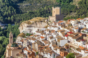 Alcalá del Júcar. Foto por Depositphotos.