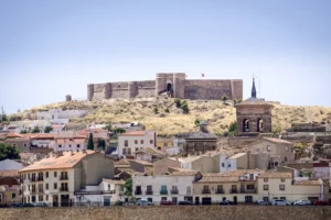 CHINCHILLA DE MONTEARAGÓN-Pueblos de Albacete. Foto por Depositphotos.