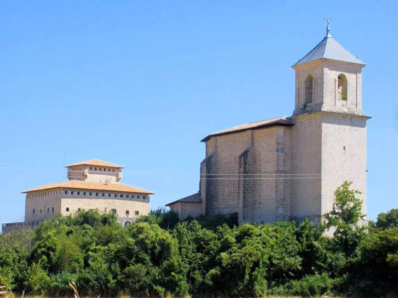 ▷ VALDEGOVÍA » Descubre Qué Ver y Hacer. Un viaje mágico Iglesia de Santa María y Torre Palacio - Valdegovía