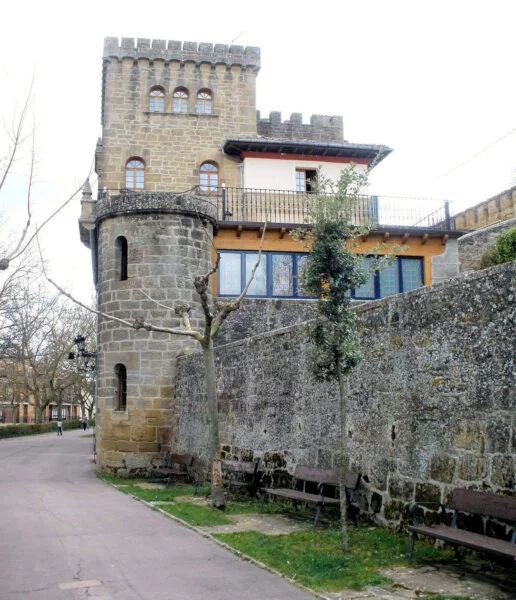▷ LAGUARDIA » Descubre Qué Ver y Hacer, una tierra de vinos LAGUARDIA - Muralla