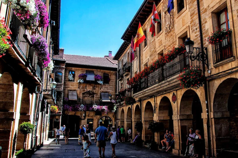 ▷ LAGUARDIA » Descubre Qué Ver y Hacer, una tierra de vinos Visitar Laguardia en Álava