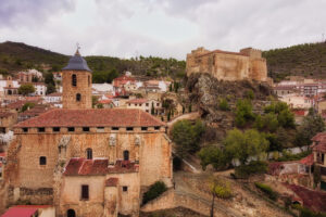 Yeste-Pueblos bonitos de Albacete. Foto por Depositphotos.