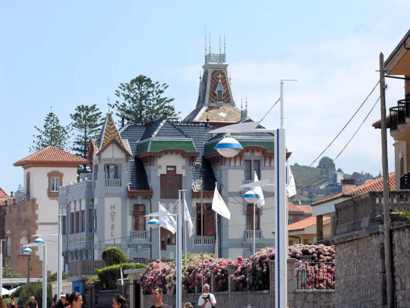 ▷ RIBADESELLA » Qué ver y hacer, un paseo irresistible Casa de indianos en Ribadesella