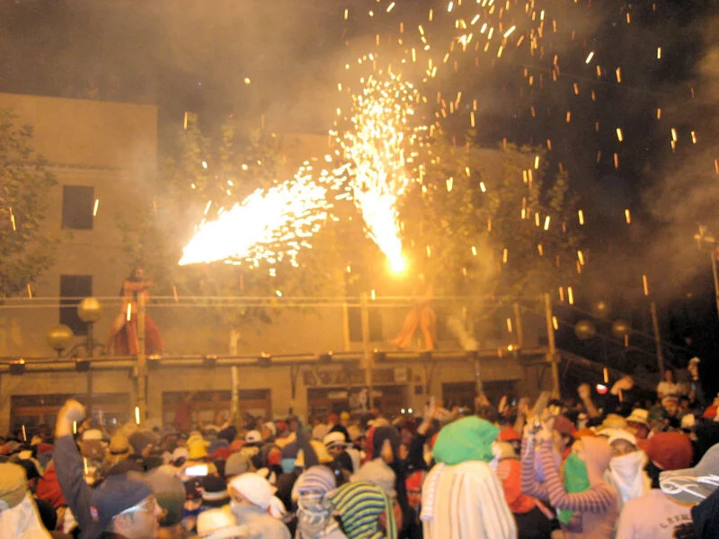 ▷ CAPDEPERA » Descubre qué ver y hacer en este bello pueblo Festividades en Capdepera