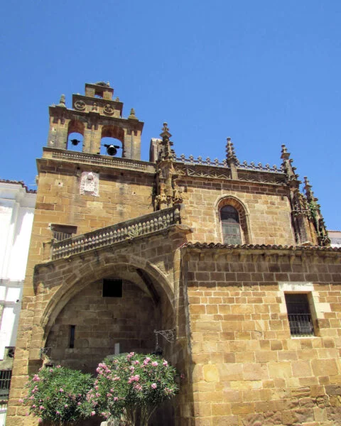 ▷ LLERENA » Descubre qué ver y hacer, lugares fascinantes Iglesia de Nuestra Señora de la Granada