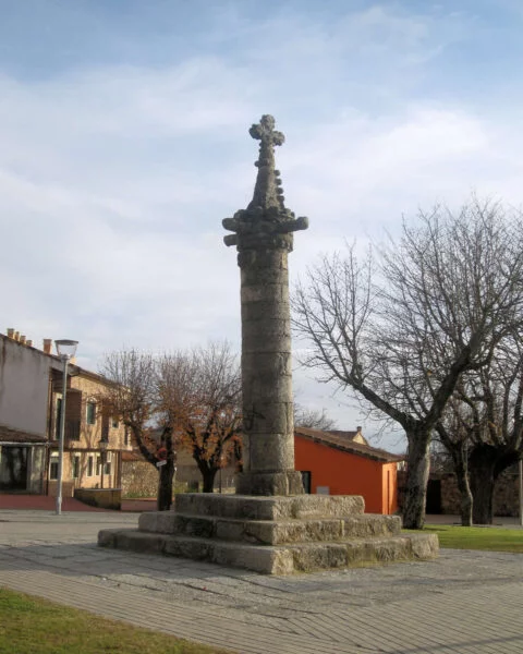 ▷ CANDELEDA » Qué Ver y Hacer, rincones deslumbrantes Rollo judicial de Candeleda