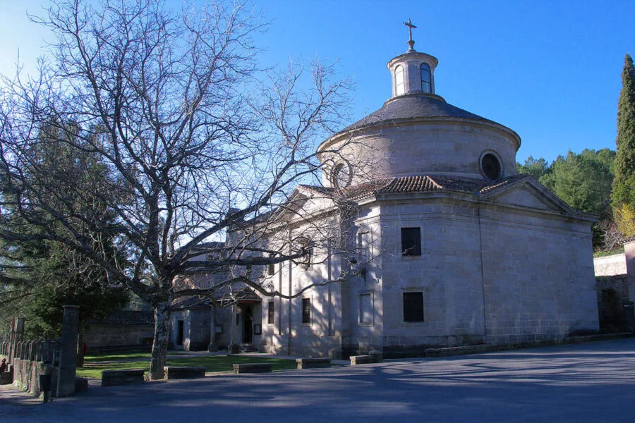 ▷ ARENAS DE SAN PEDRO » Descubre qué Ver y Hacer Santuario de San Pedro Alcántara