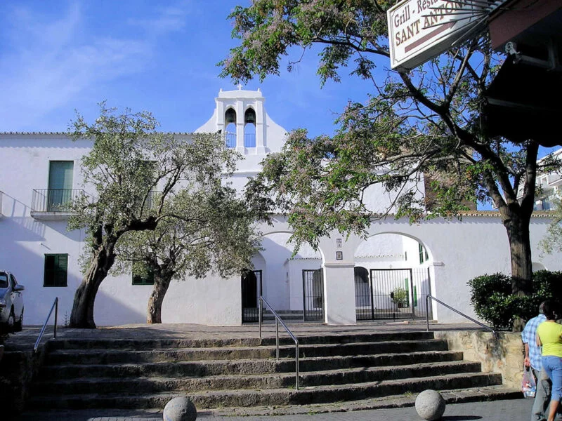 ▷ SAN ANTONIO » Descubre qué ver y hacer en este paraíso Iglesia de Sant Antoni de Portmani