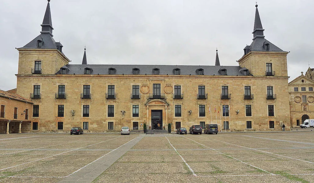 ▷ LERMA » Qué ver y hacer en esta villa colmada de historia Palacio Ducal de Lerma