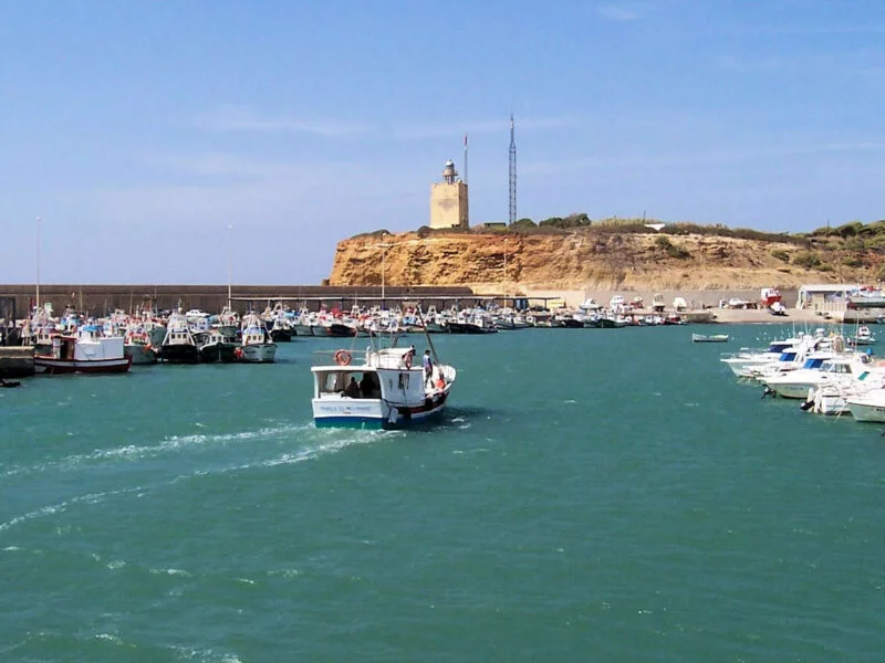 ▷ CONIL DE LA FRONTERA » Descubre qué ver y qué hacer Faro del Cabo Roche en Conil de las Frontera