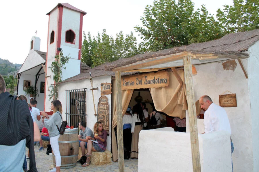 ▷ GRAZALEMA » Qué Ver y Hacer en este bello poblado Festividades en Grazalema