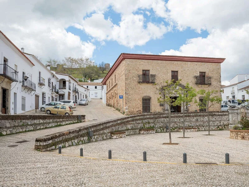 ▷ ARACENA » Qué ver y hacer en este pintoresco pueblo Cabildo Viejo de Aracena
