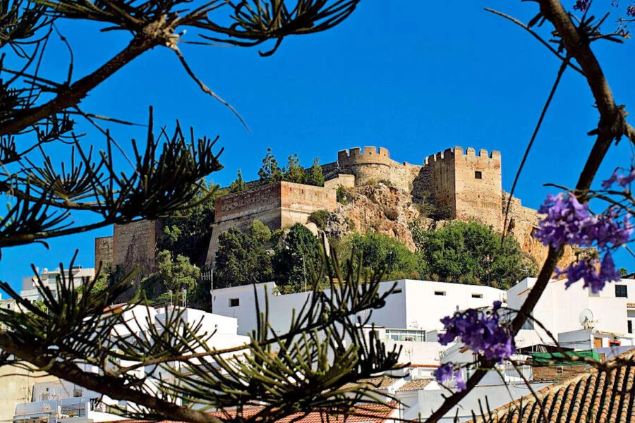 ▷ SALOBREÑA » Qué ver y hacer en este bello pueblo de costa Castillo de Salobreña