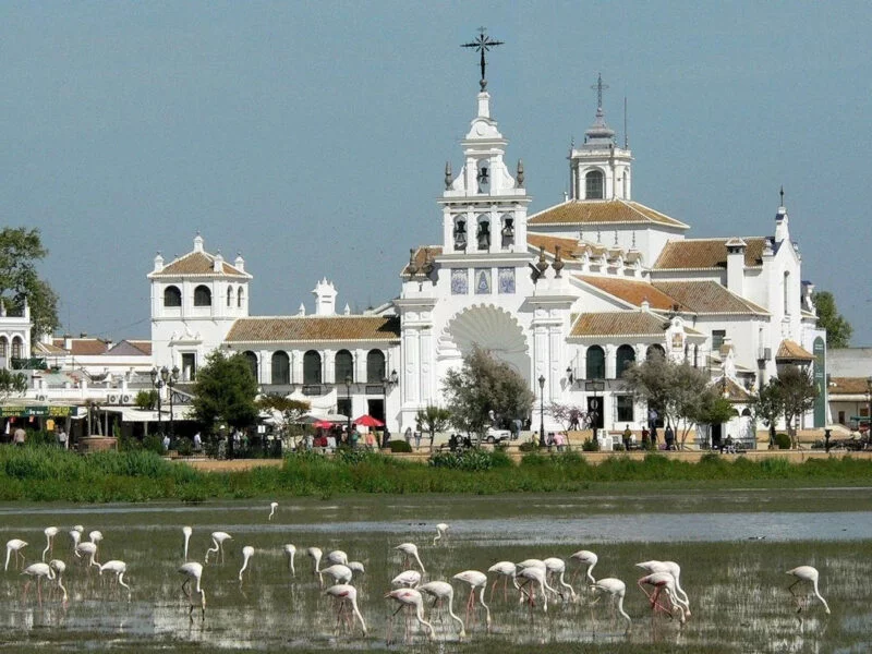 ▷ EL ROCÍO Y ALMONTE » Qué ver y hacer. Tierra andaluza Ermita de la Virgen del Rocío