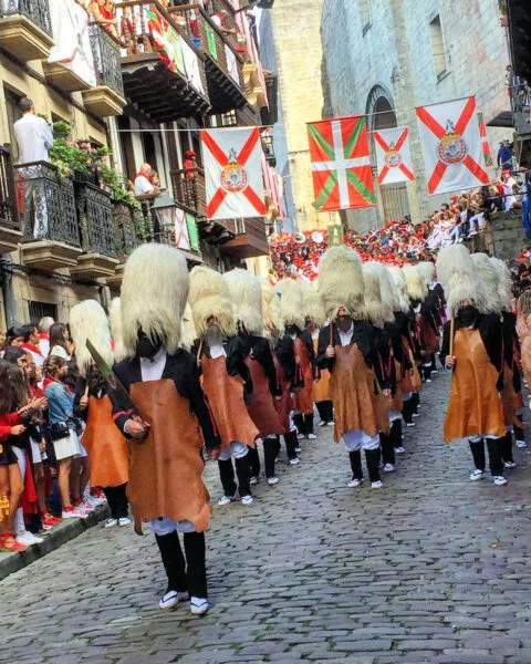▷ HONDARRIBIA » Qué ver y hacer en este pueblo costero Festividades de Hondarribia