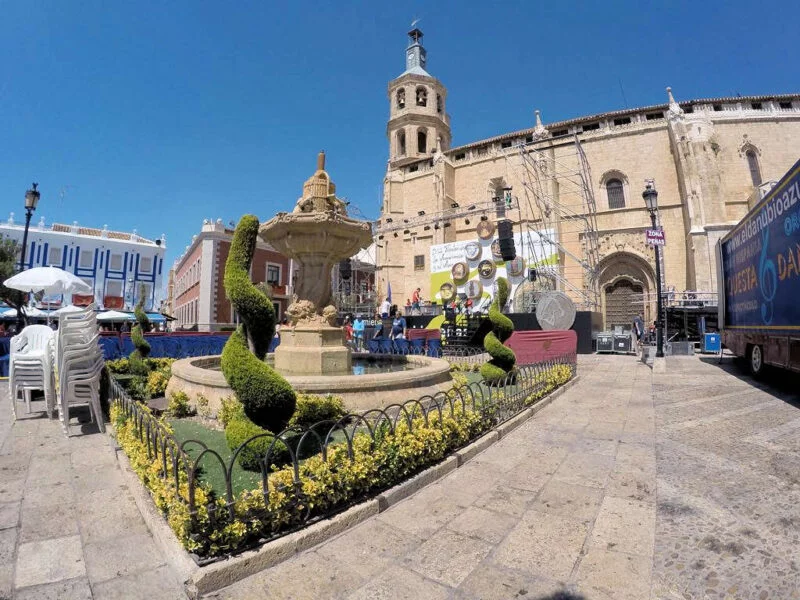 ▷ VALDEPEÑAS » Qué ver y hacer en la ciudad del vino Festividades en valdepeñas