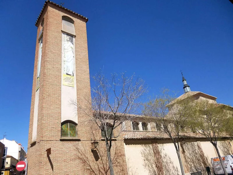 ▷ VALDEPEÑAS » Qué ver y hacer en la ciudad del vino Iglesia del Santo Cristo