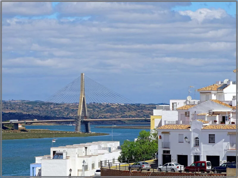 ▷ AYAMONTE » Qué ver y hacer en este pueblo blanco Puente Internacional del Guadiana