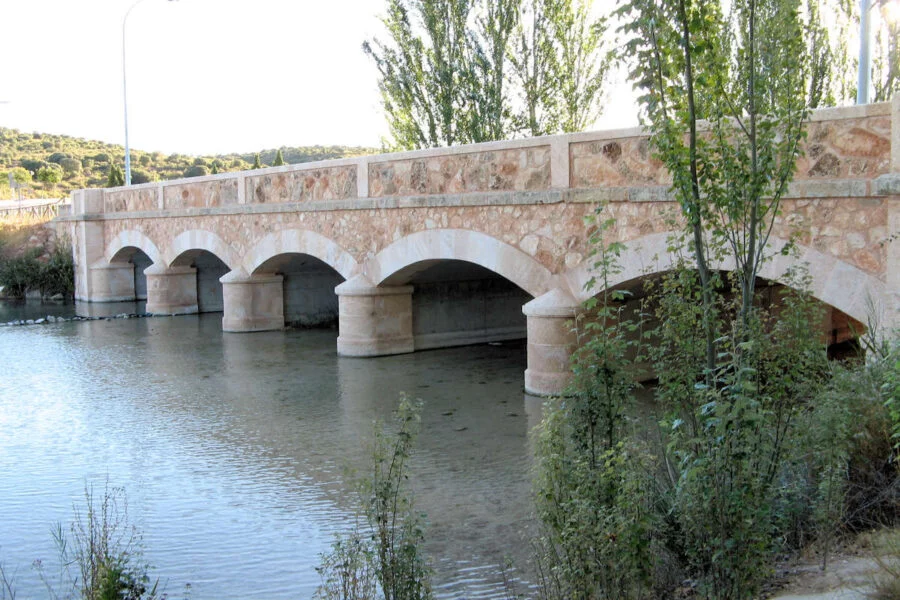 ▷ RUIDERA » Qué Ver y Hacer en este bello enclave Puente en Ruidera