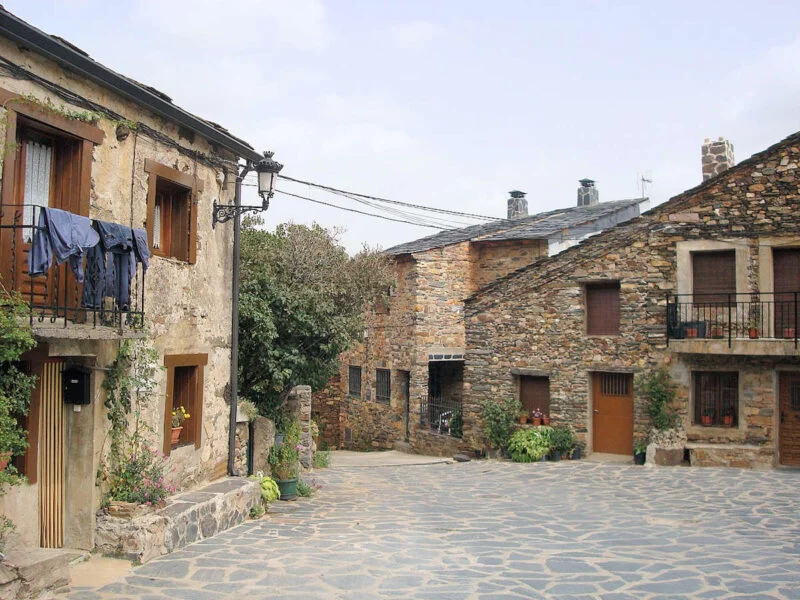 ▷ VALVERDE DE LOS ARROYOS » Qué ver y Hacer Visitar Valverde de los Arroyos