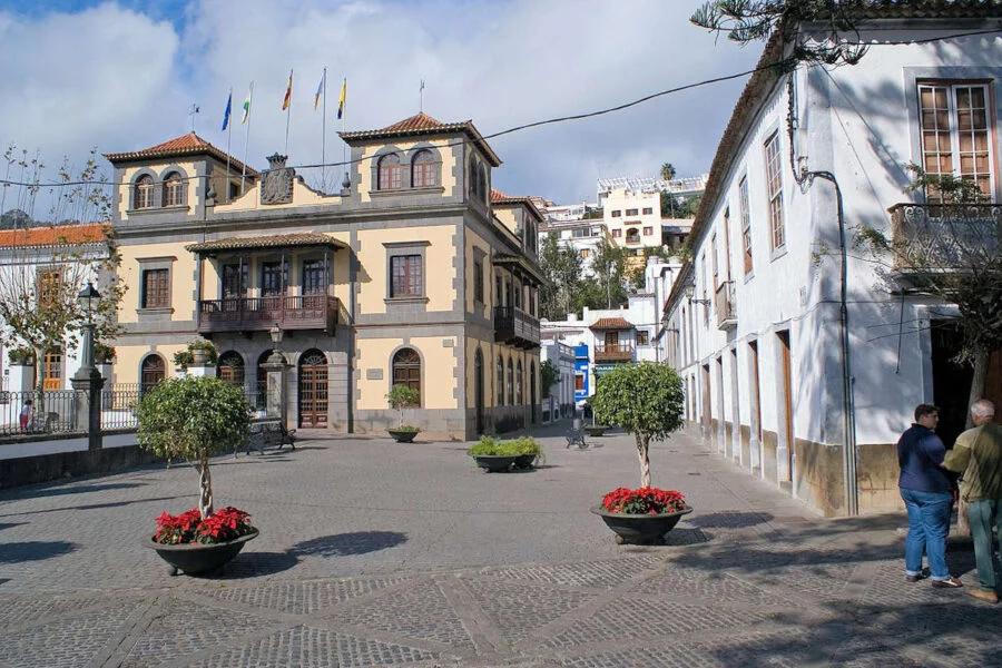 ▷ TEROR » Qué ver y hacer en este centro de peregrinación Ayuntamiento de Teror en Gran Canaria