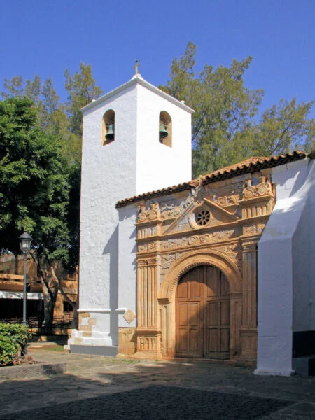 ▷ PÁJARA » Qué ver y hacer. Encanto y monumentos naturales Iglesia de Nuestra Señora de Regla