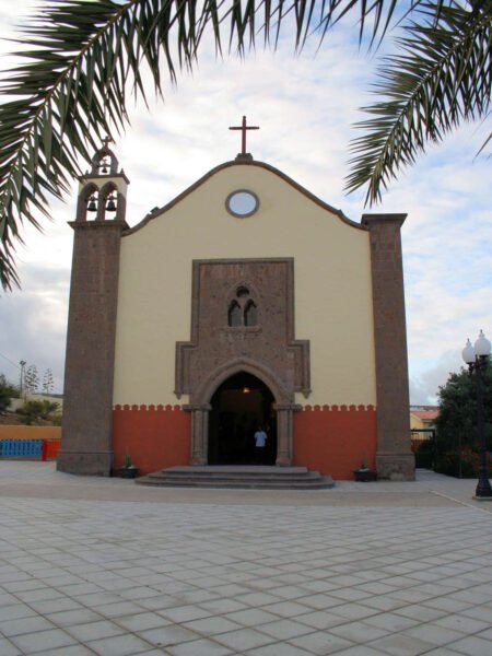 ▷ TELDE » Qué ver y hacer, descubre su patrimonio Iglesia del barrio de Tara