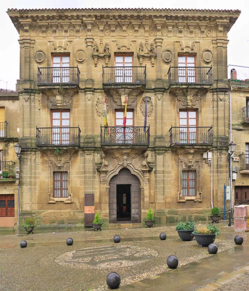▷ BRIONES » Qué ver y hacer en este pueblo medieval Palacio de los Marqueses de San Nicolás