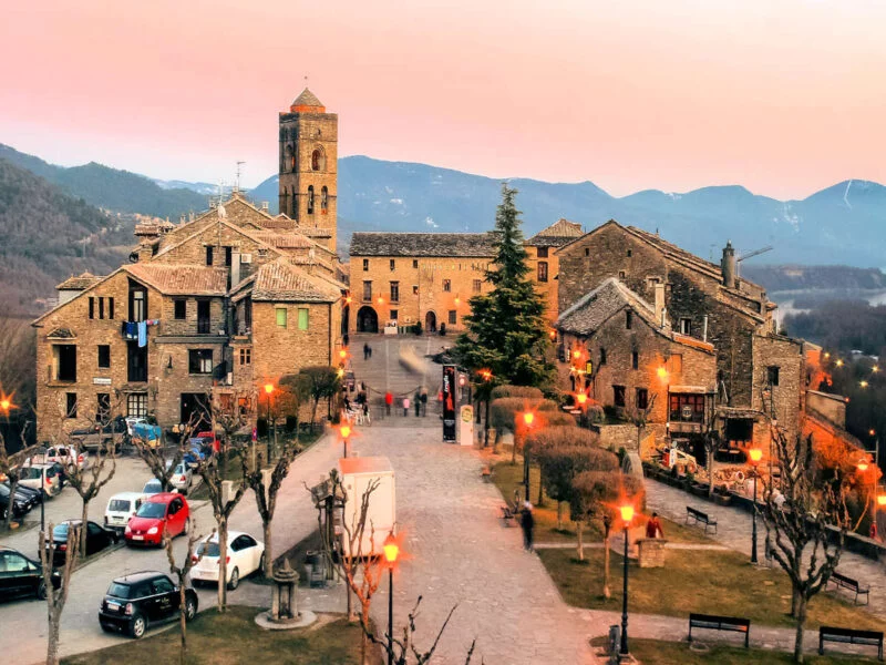 ▷ AÍNSA » Qué ver y hacer en esta preciosa villa oscense Visitar Aínsa en Huesca