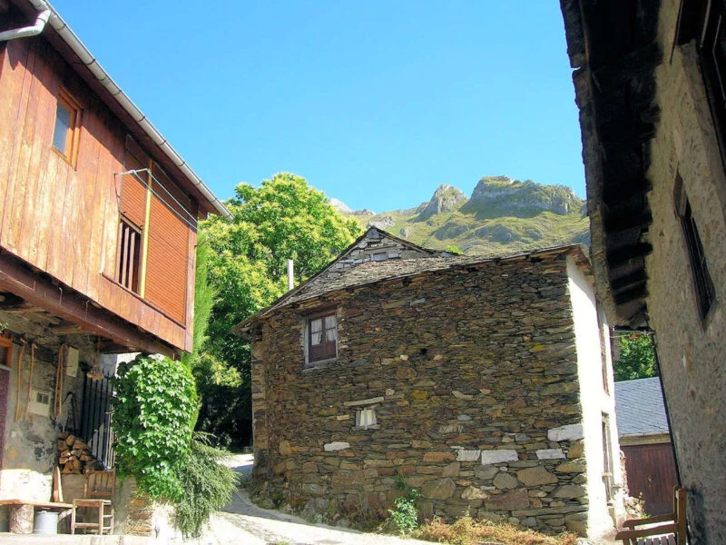 ▷ PEÑALBA DE SANTIAGO » Descubre Qué Ver y Hacer. Calles de Peñalba de Santiago