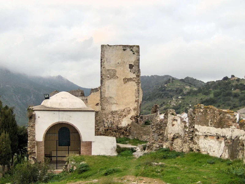 ▷ CASARES » Qué ver y hacer en este pueblo blanco andaluz Castillo de Casares