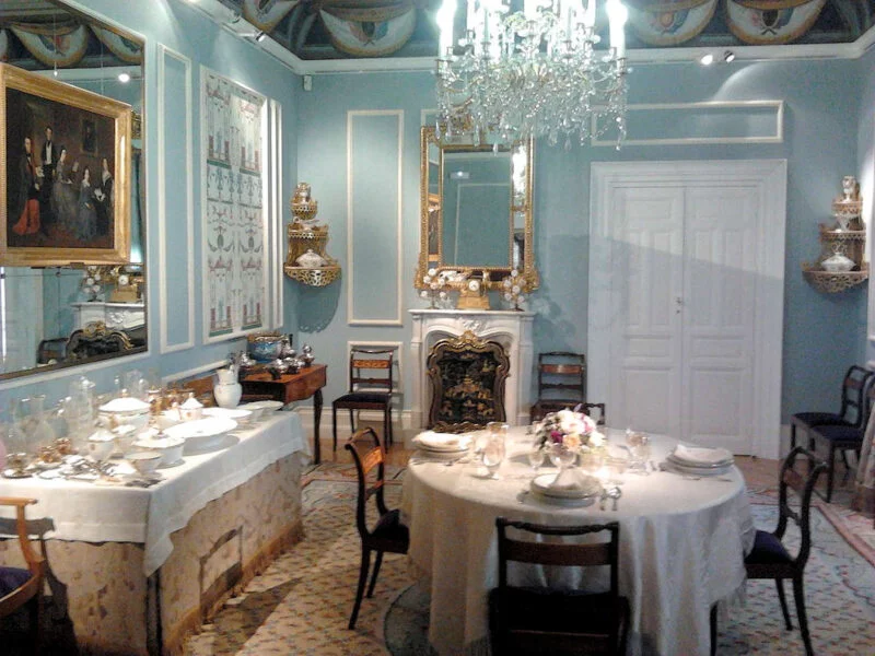 ▷ MUSEO DEL ROMANTICISMO » Descubre qué ver y hacer Comedor del Museo del Romanticismo