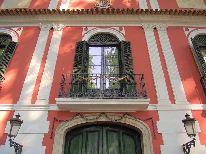 ▷ MORATALLA » Qué ver y hacer en este bello pueblo murciano Fachada Palacio de Moratalla