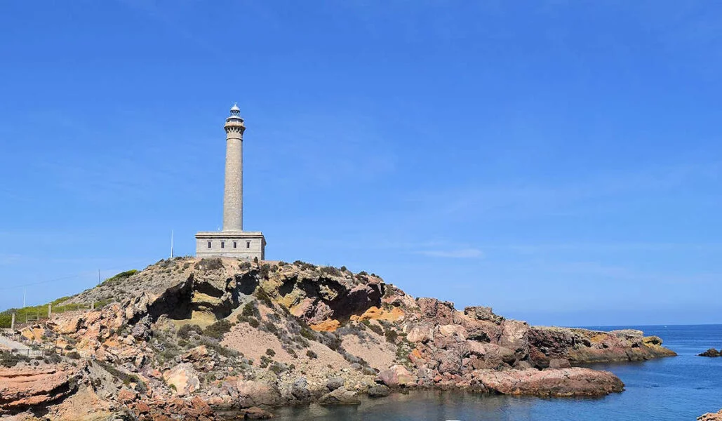 ▷ CABO DE PALOS » Qué ver y hacer en este pueblo pesquero Faro de Cabo de Palos