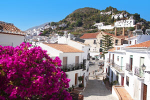 FRIGILIANA-Pueblos más bonitos de Málaga. Foto por Depositphotos.