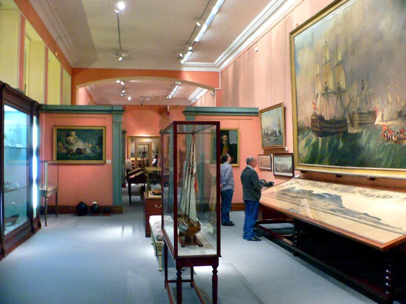▷ MUSEO NAVAL » Descubre qué ver y hacer en tu visita Interior Museo Naval de Madrid