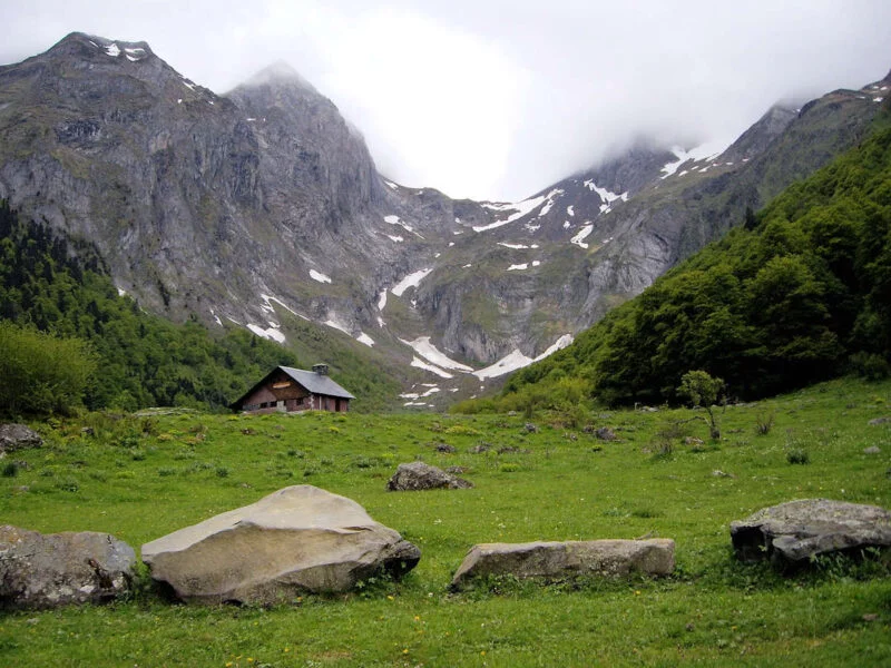 ▷ VIELHA » Qué ver y hacer en este mágico entorno natural Montañas de Vielha