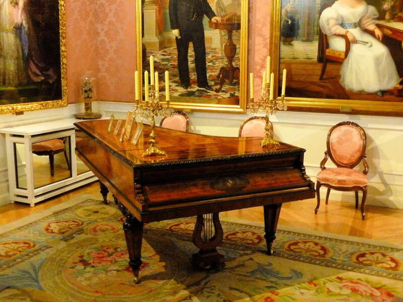 ▷ MUSEO DEL ROMANTICISMO » Descubre qué ver y hacer Piano en el Museo del Romanticismo