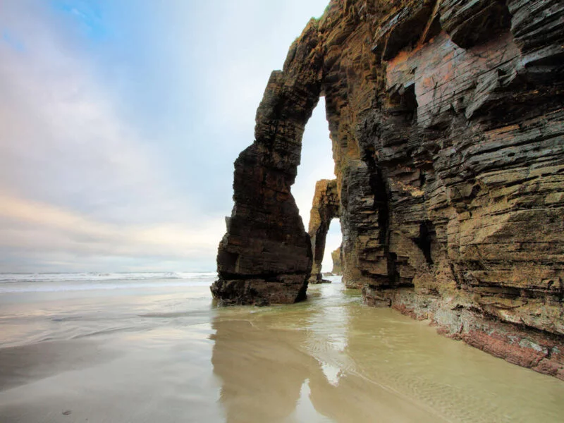 ▷ RIBADEO » Qué ver y hacer en esta preciosa villa gallega Playa de las Catedrales en Ribadeo