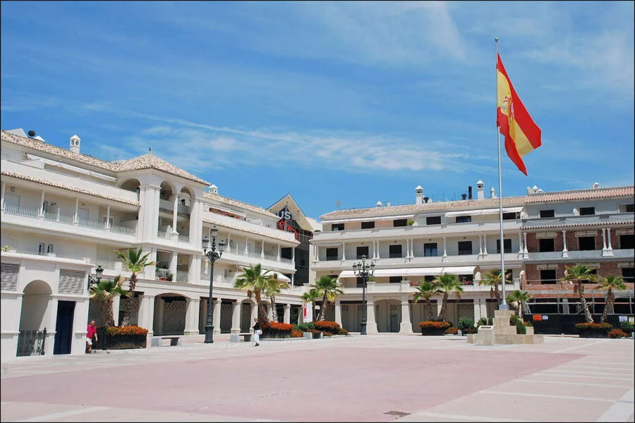 ▷ NERJA » Descubre qué ver y hacer en este pueblo costero Plaza de España en Nerja