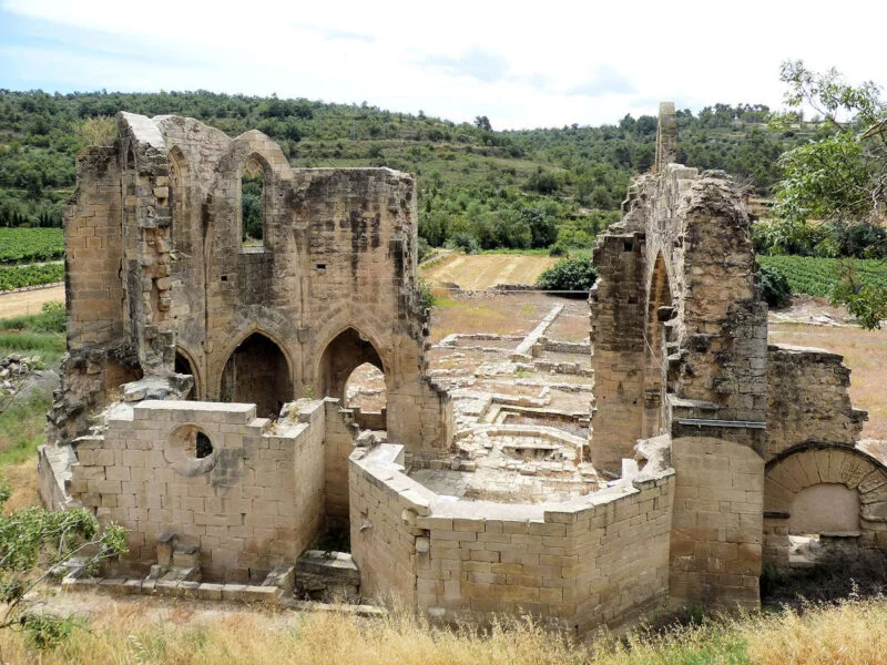 ▷ GUIMERÁ » Descubre qué ver y hacer en esta villa medieval Ruinas del Convento de Vallsanta