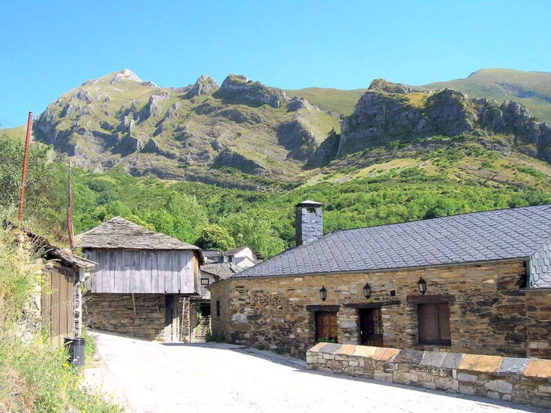 ▷ PEÑALBA DE SANTIAGO » Descubre Qué Ver y Hacer. Visitar Peñalba de Santiago