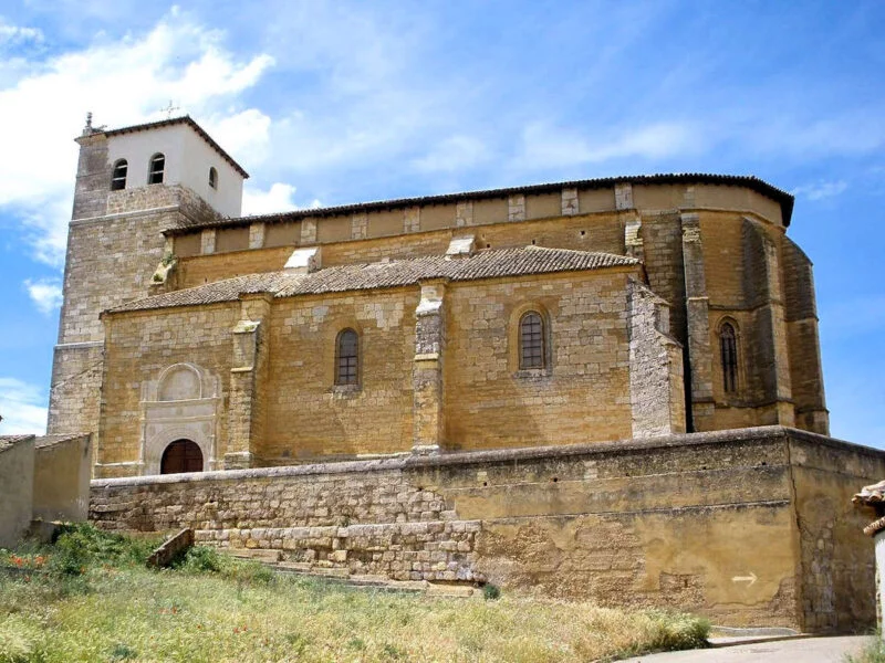 ▷ FRÓMISTA » Qué ver y visitar en este pueblo leonés Iglesia de Santa María del Castillo