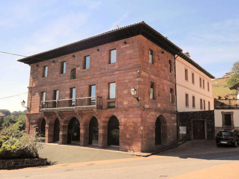 ▷ AMAIUR » Descubre qué ver y hacer en este acogedor pueblo Palacio de Borda