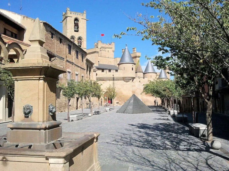 ▷ OLITE » Descubre qué ver y hacer en este pueblo medieval Visita Olite en Navarra
