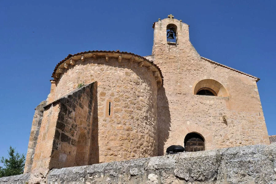 ▷ MADERUELO » Qué ver y hacer en esta ciudad amurallada Ermita de San Miguel