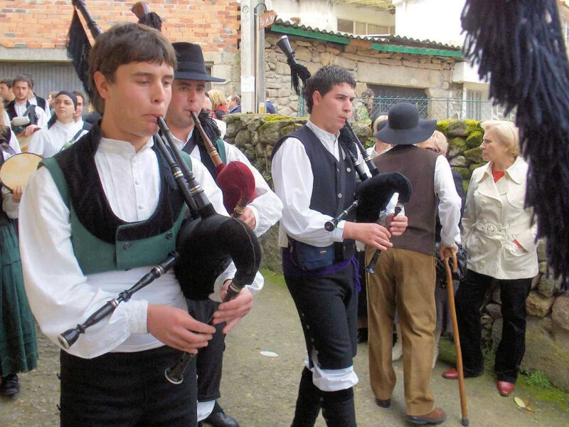 ▷ CELANOVA » Qué ver y hacer. Conoce la historia y cultura Festividades en Celanova
