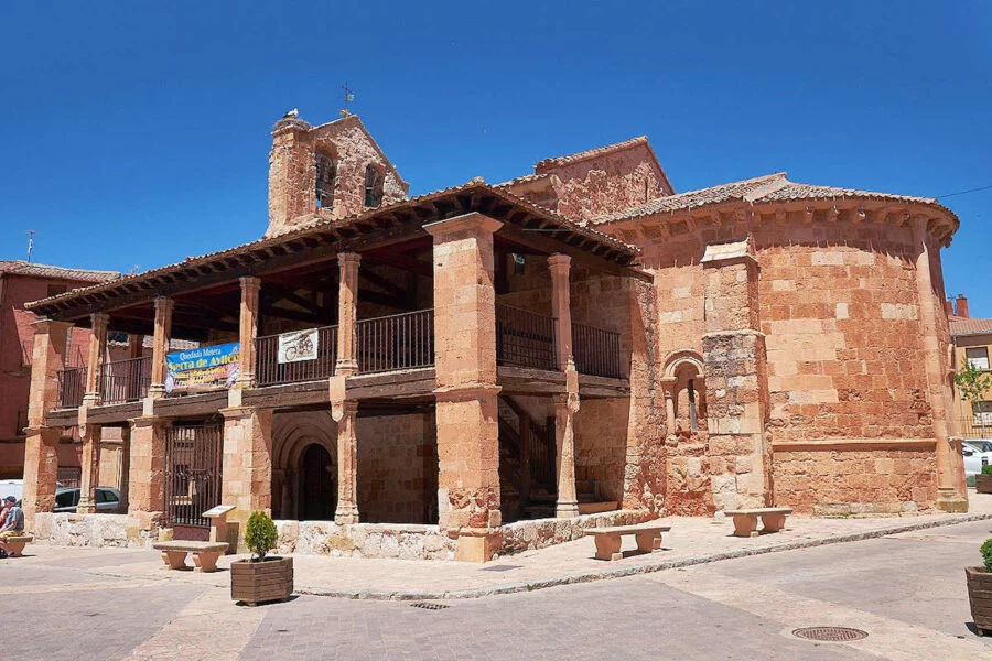 ▷ AYLLÓN » Qué ver y hacer en este bello pueblo segoviano Iglesia de San Miguel de Ayllón